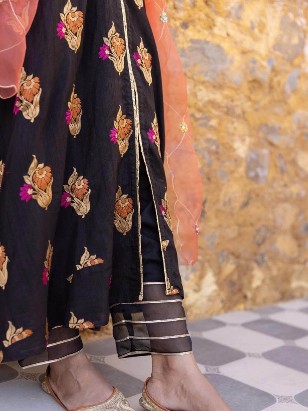 Black Flared A-Line Kurta Set with Embroidered Organza Dupatta - Myaara