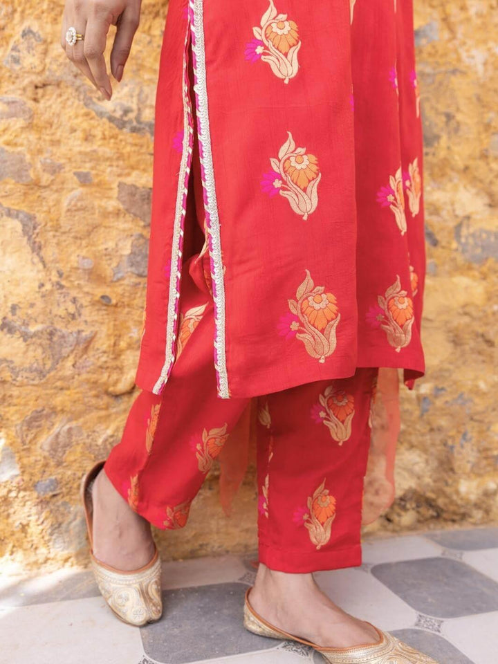 Red Ethnic Straight Kurta Set with Embroidered Dupatta - Myaara