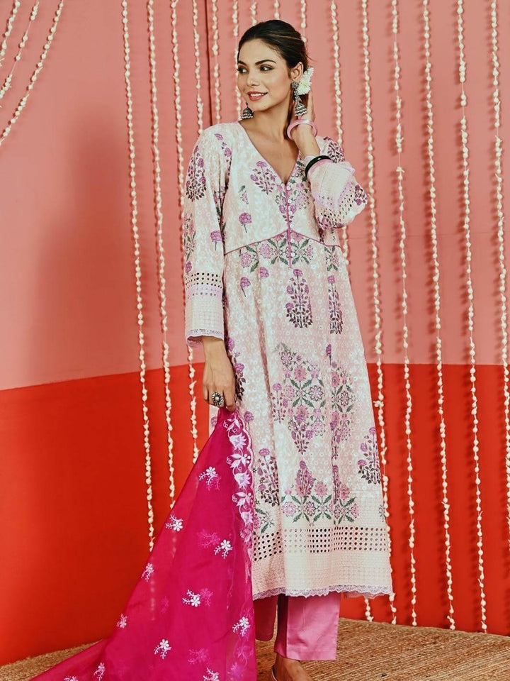 Peach Printed Self-Embroidered Cotton Kurta Set with Organza Dupatta - Myaara