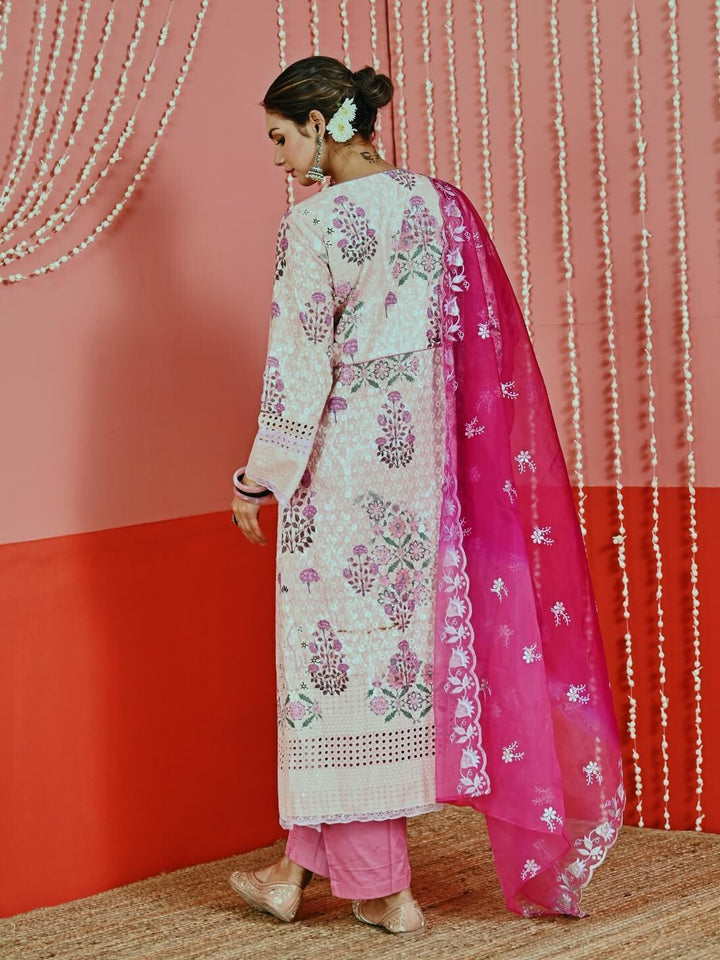 Peach Printed Self-Embroidered Cotton Kurta Set with Organza Dupatta - Myaara